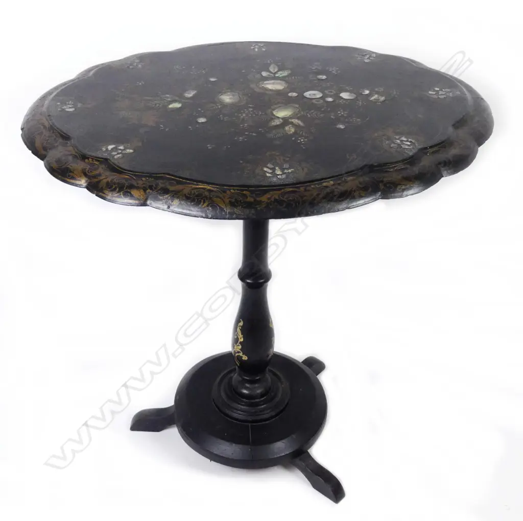 A Victorian papier maché tilt top occasional table Image 1++