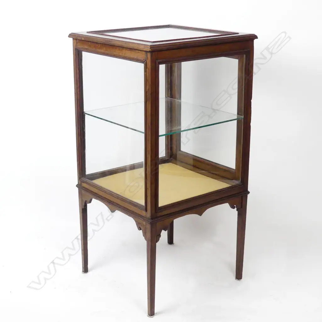 An Edwardian walnut framed table vitrine Image 1++