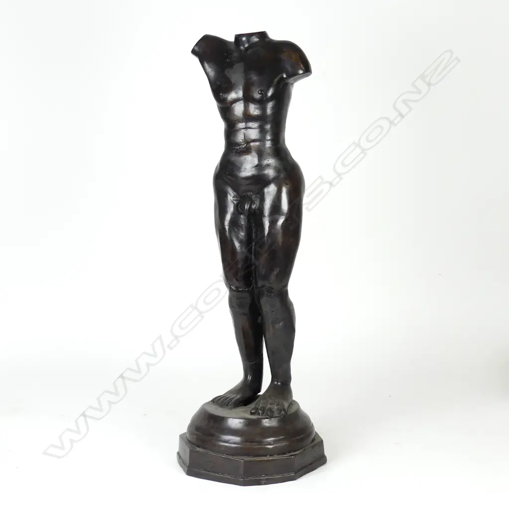 A 20thC classical bronze male torso Image 1++
