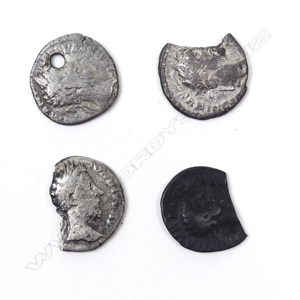 Four Roman silver and bronze denarii Image 1++
