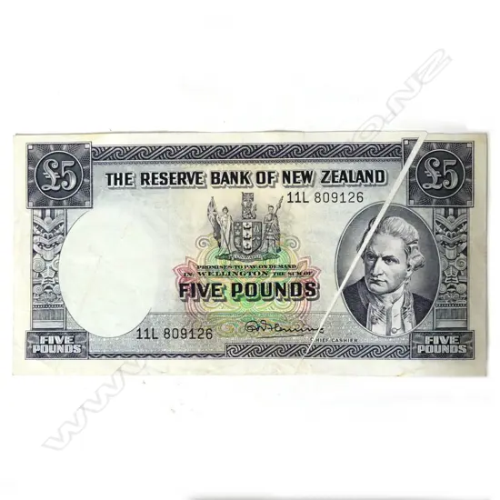 A rare N.Z. £5 Fleming bank note with printing flaw