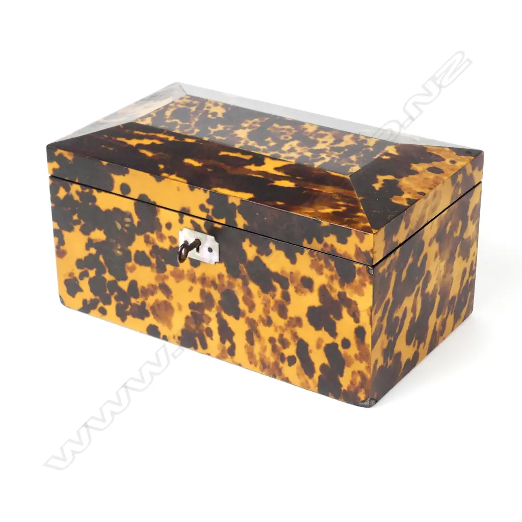 A George II tortoiseshell tea caddy Image 1++