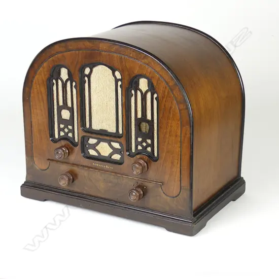 An Atwater Kent mantel radio