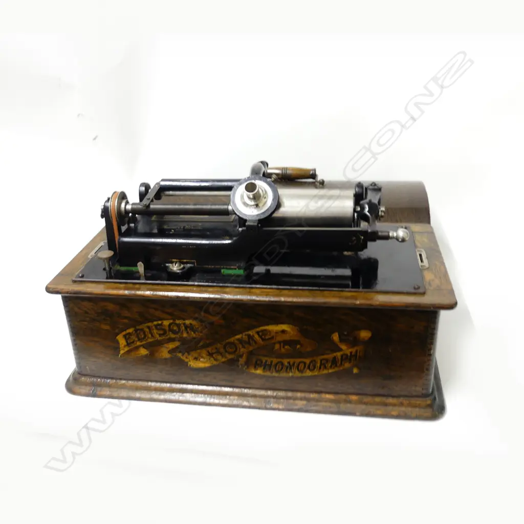An Edison Home Phonograph Image 1++