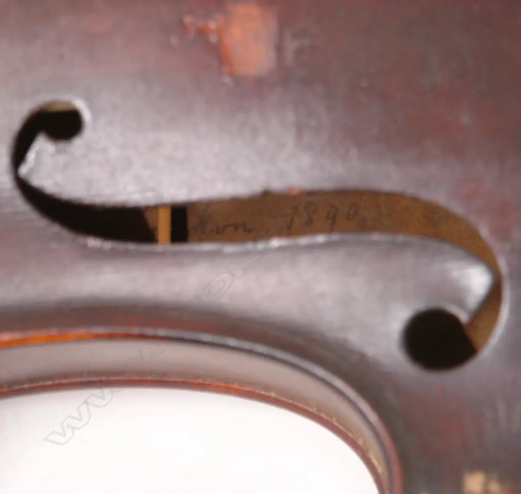 A Victorian violin Image 1++