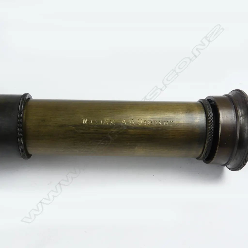 A Newbold & Bulford Co. brass 'Curlew' telescope Image 1++
