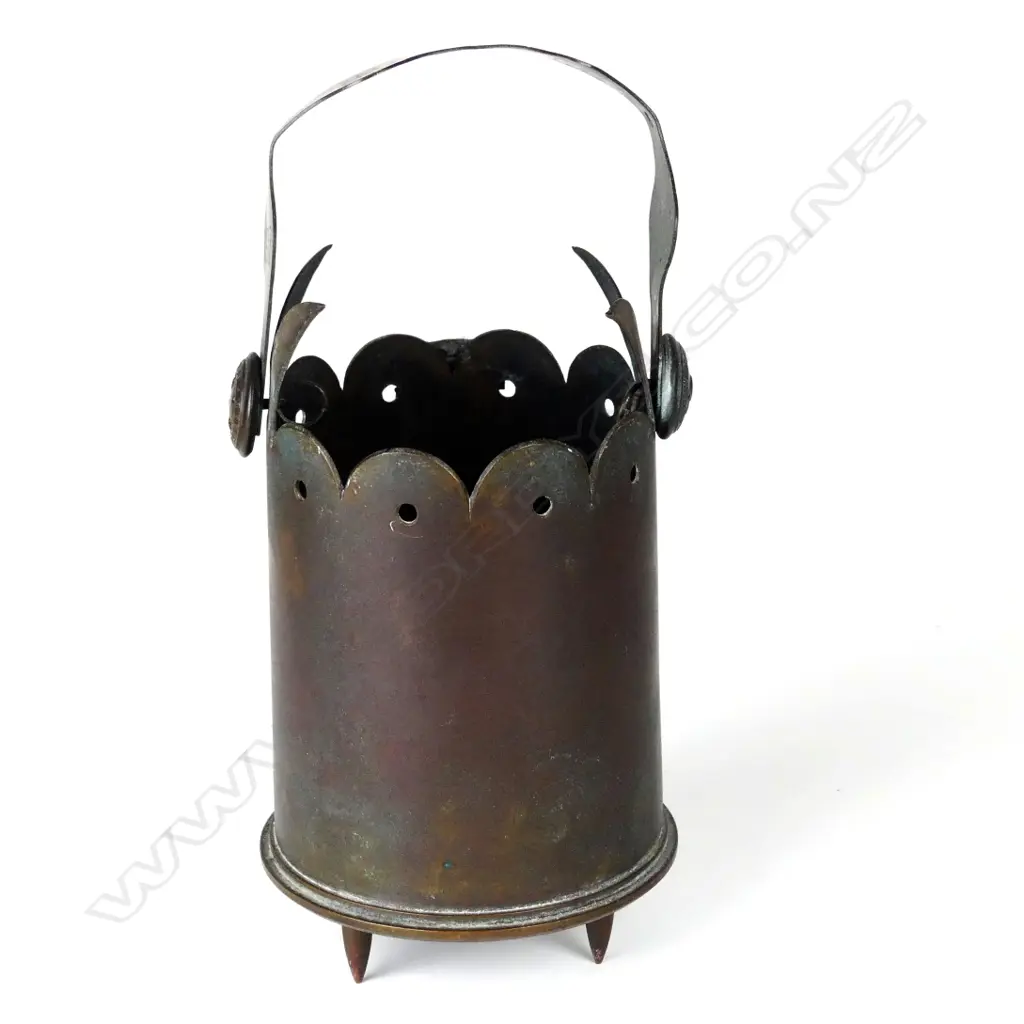 A good WWI N.Z. trench art shell case modified basket Image 1++