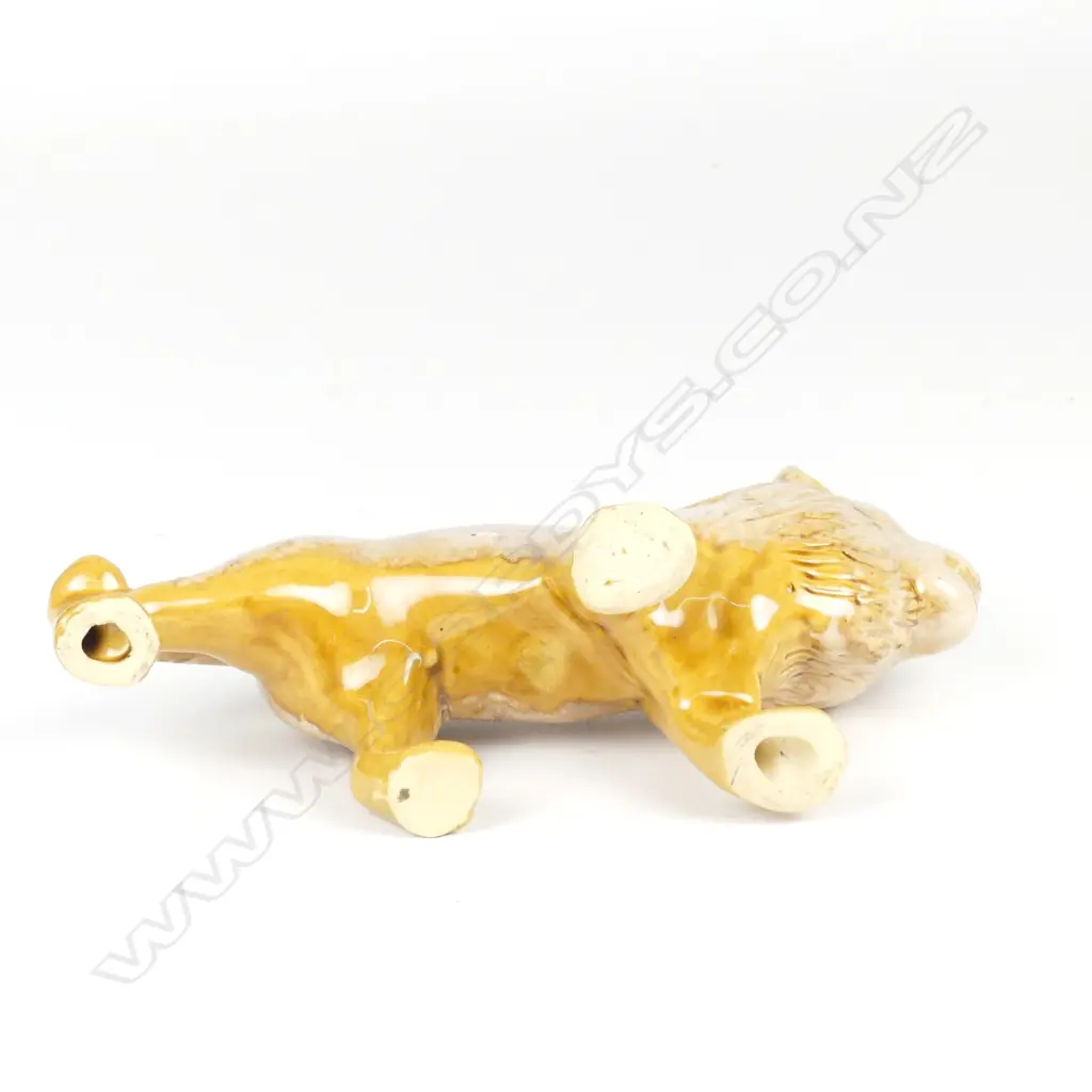 An early Crown Lynn attributed prowling lion sculpture Image 1++