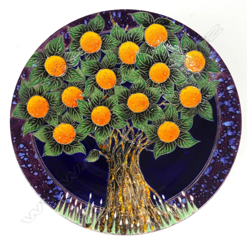 Zeke Wolf large shallow dish Image 1++