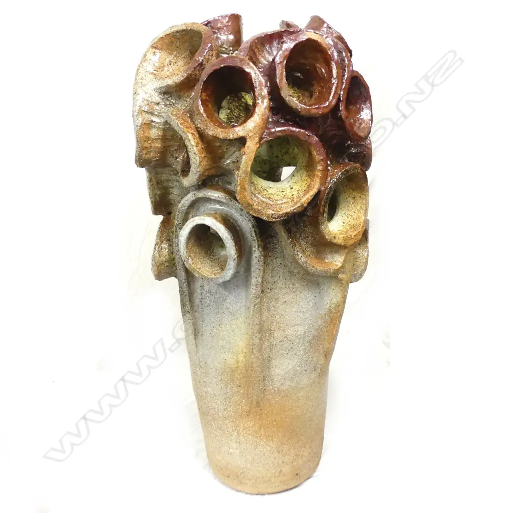 Roy Cowan major large garden sculpture Image 1++