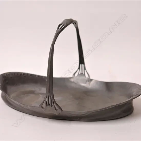 A Kayserzinn Art Nouveau pewter basket