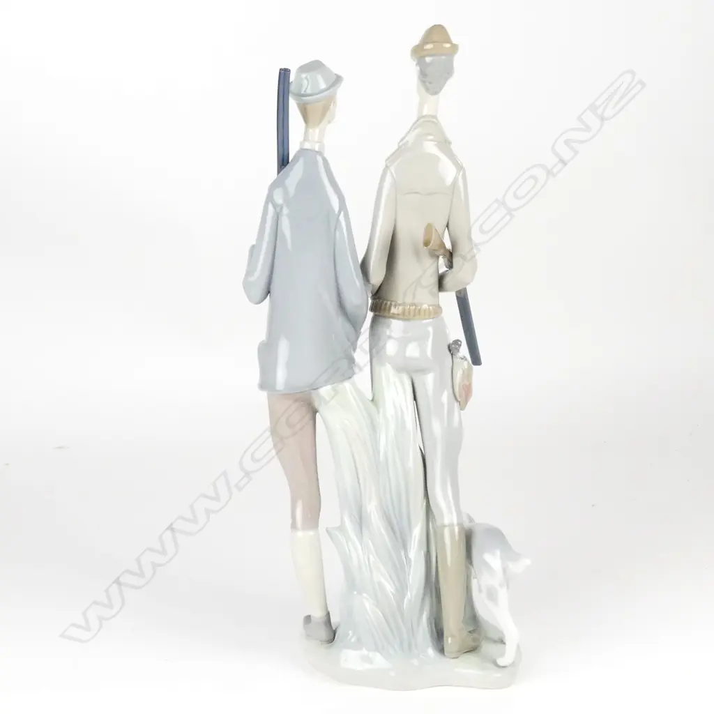 A Lladro figurine Image 1++