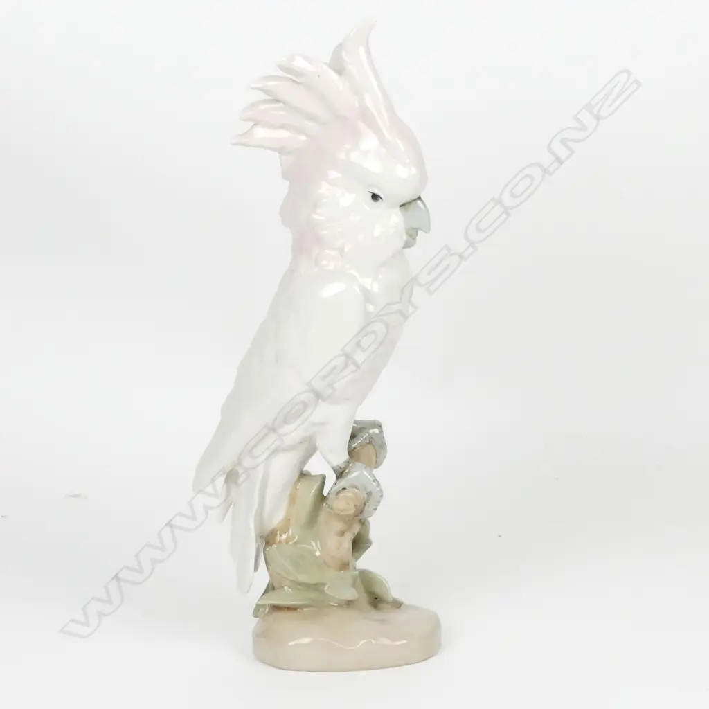 A Royal Dux study of a cockatoo Image 1++