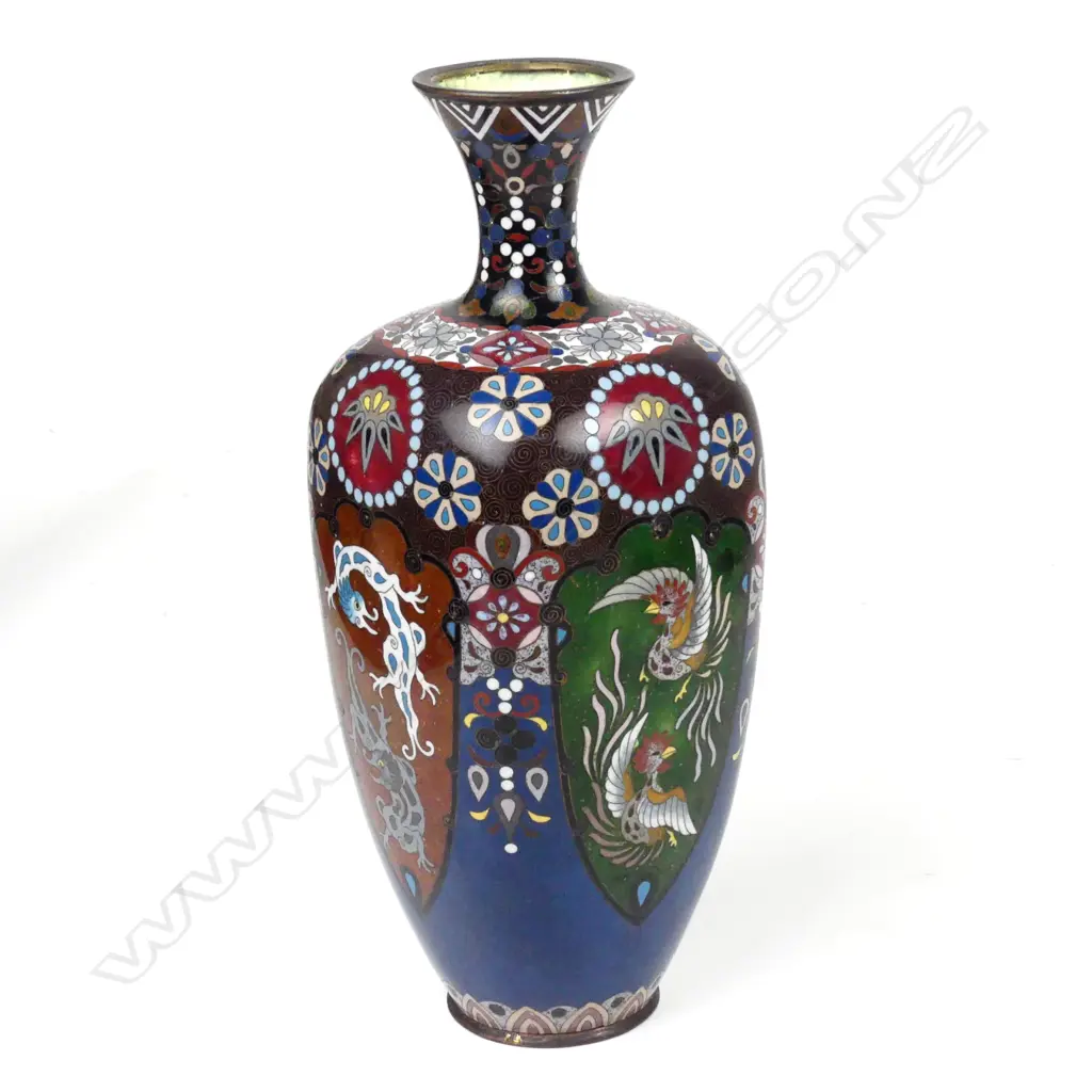 A Chinese cloisonné vase Image 1++