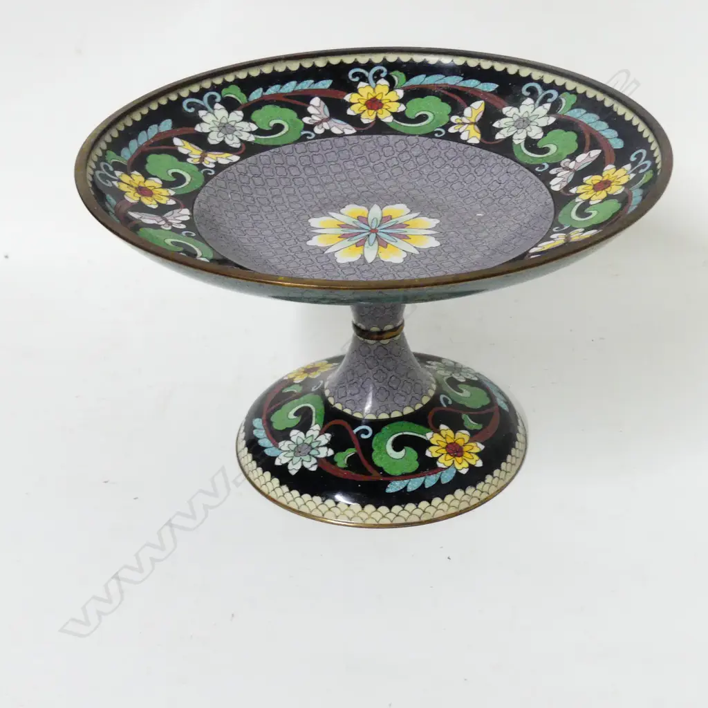A Chinese cloisonné comport Image 1++
