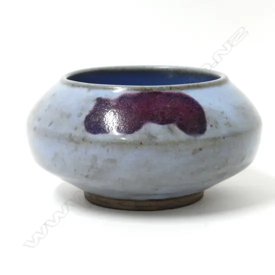 A Chinese pottery bowl