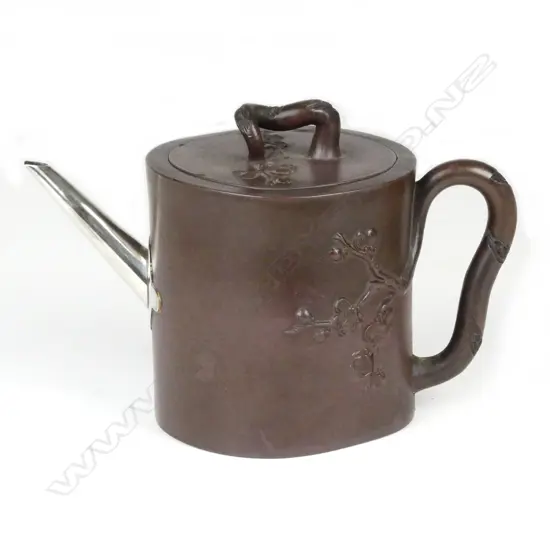 A 19thC Chinese Yixing ware teapot
