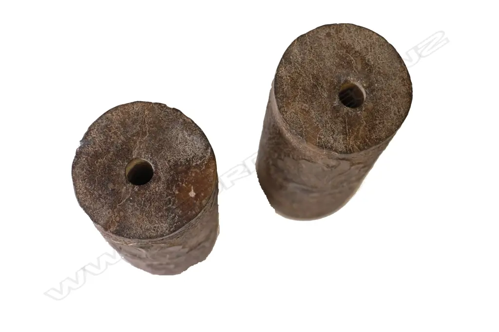 Two Chinese stone cylinder columns Image 1++