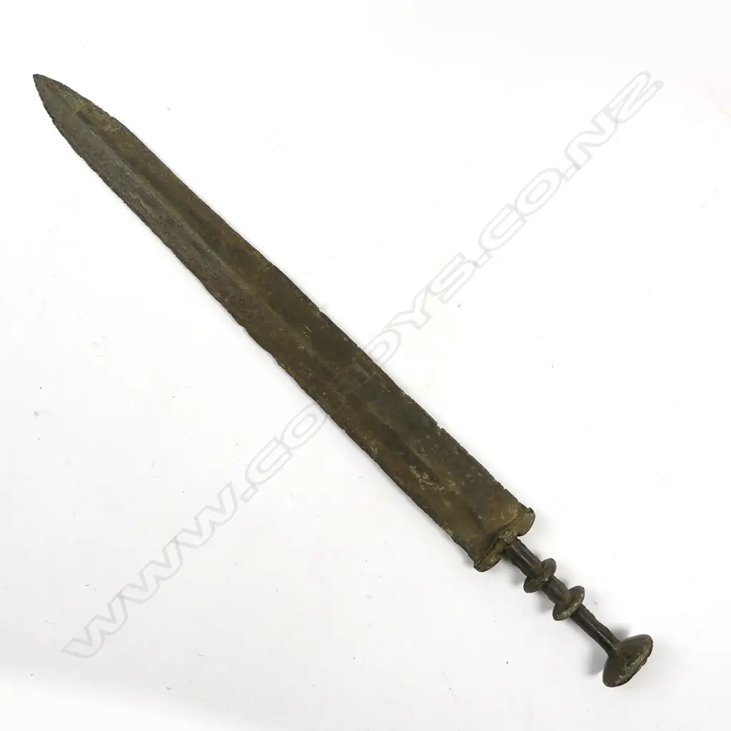 A Warring States style cast bronze sword Image 1++