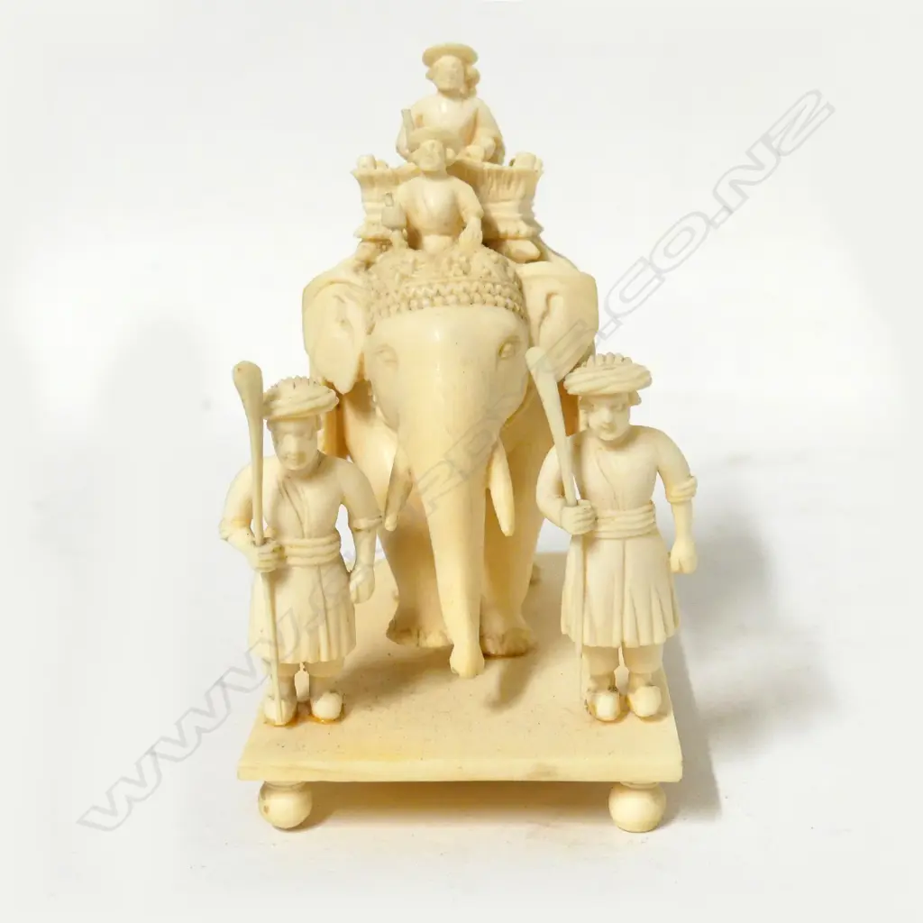 An Indian carved ivory elephant Image 1++