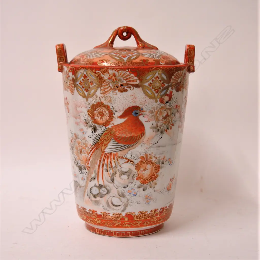 A 19thC Japanese Kutani lidded pot Image 1++