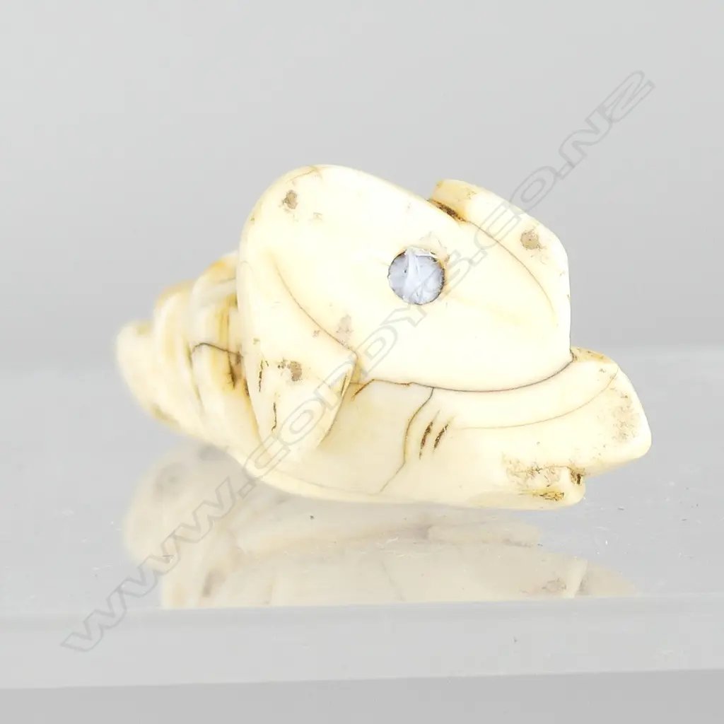 A Japanese ivory netsuke of a monkey Image 1++