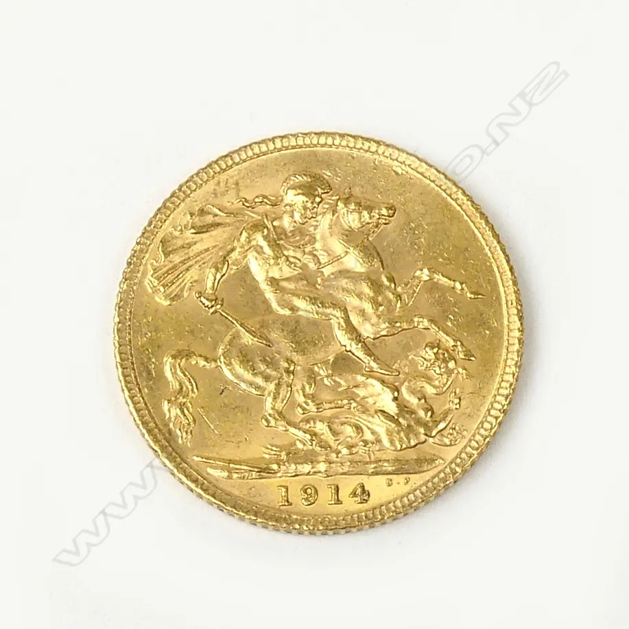 A 1914 full sovereign gold coin Image 1++