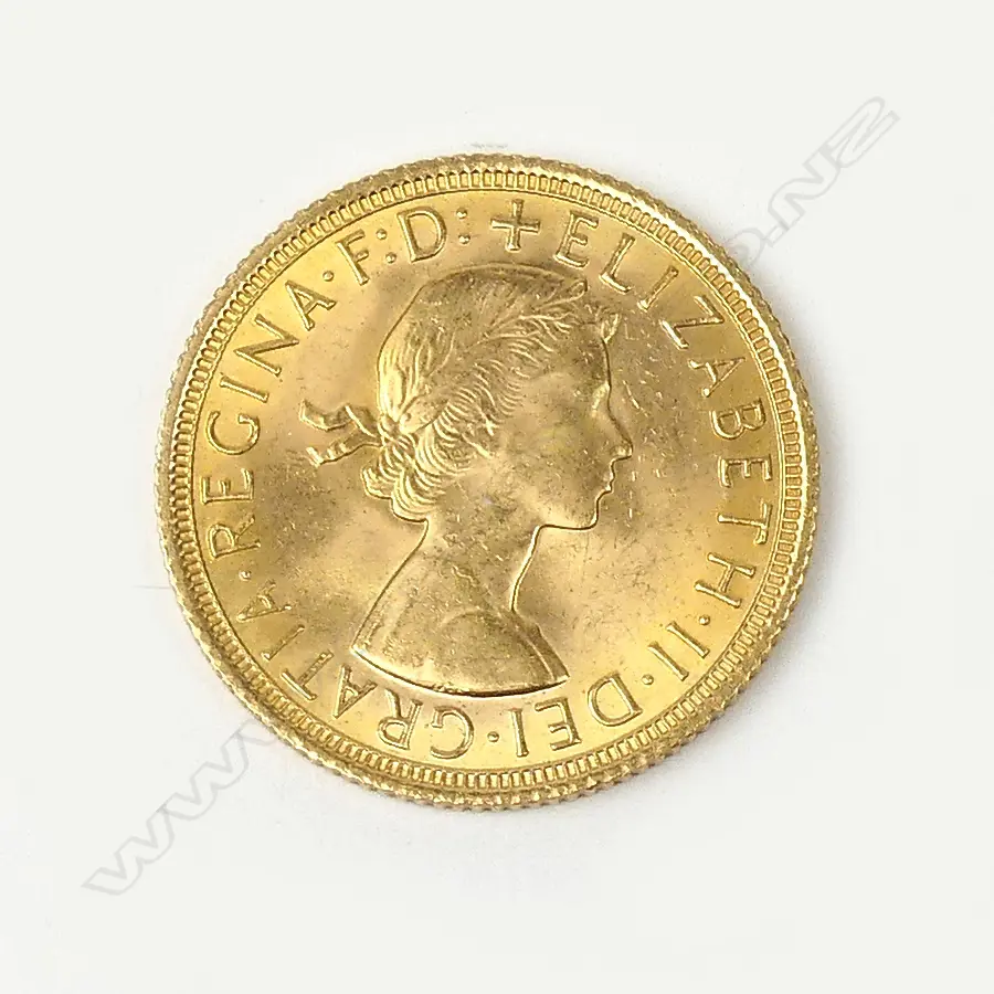 A 1967 full sovereign gold coin Image 1++