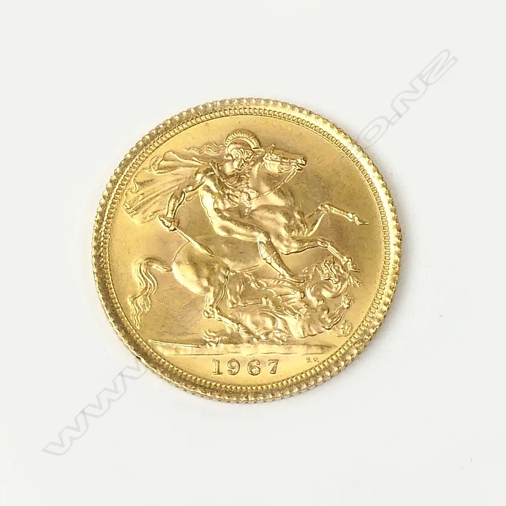 A 1967 full sovereign gold coin Image 1++