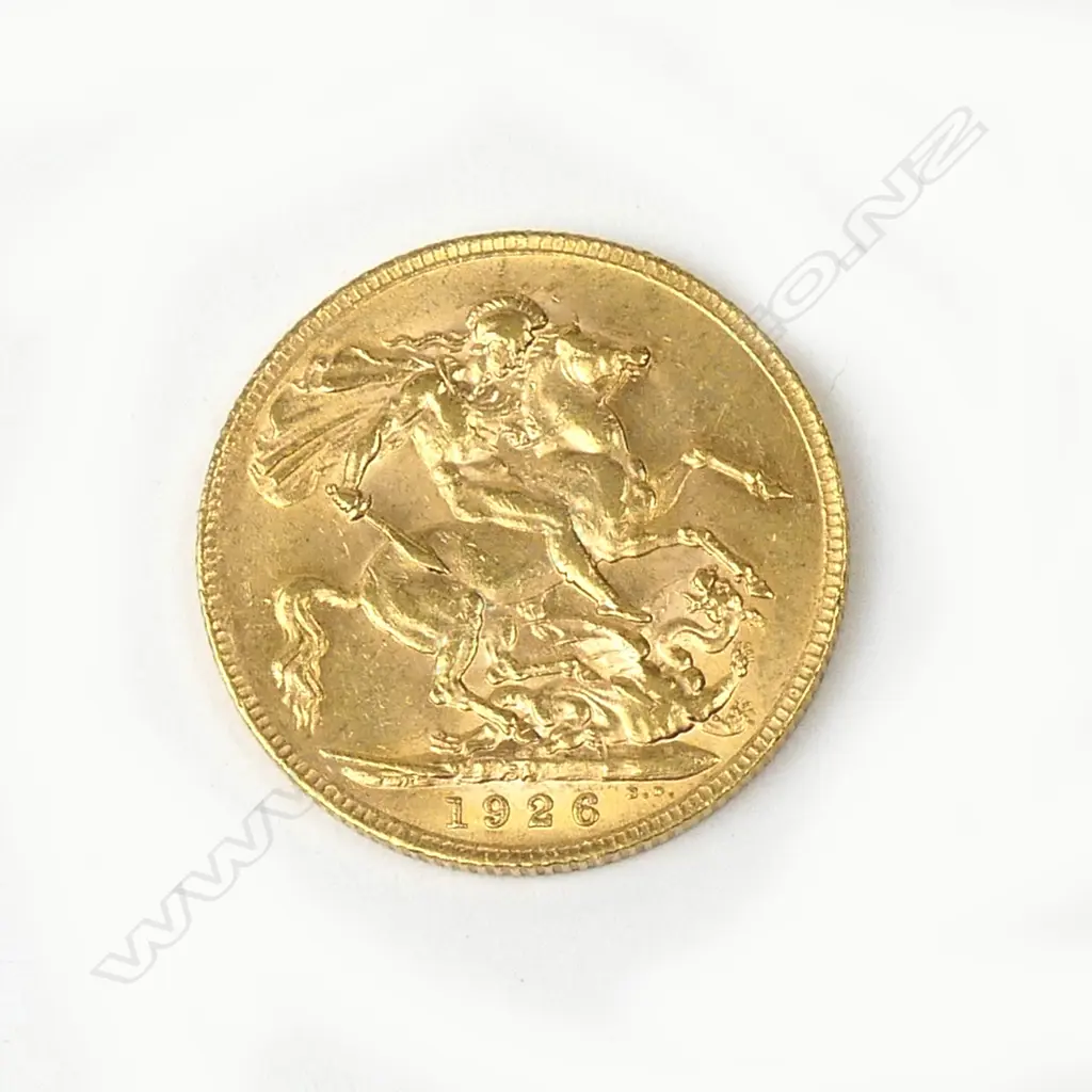 A 1926 full sovereign gold coin Image 1++