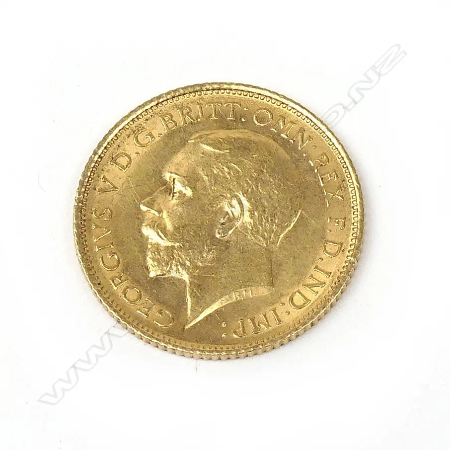 A 1914 half sovereign gold coin Image 1++