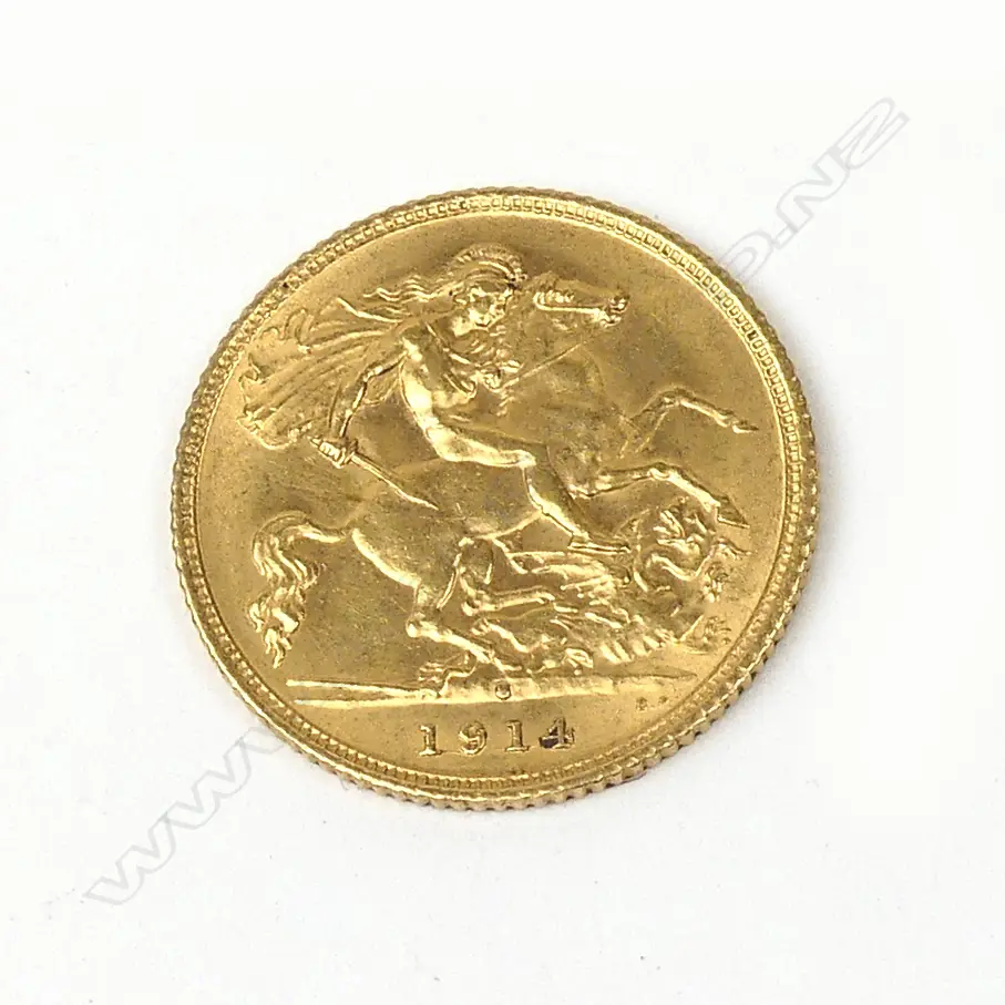 A 1914 half sovereign gold coin Image 1++
