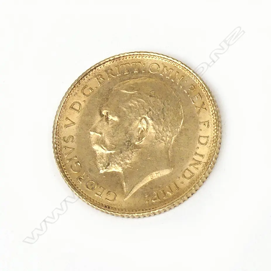 A 1914 half sovereign gold coin Image 1++