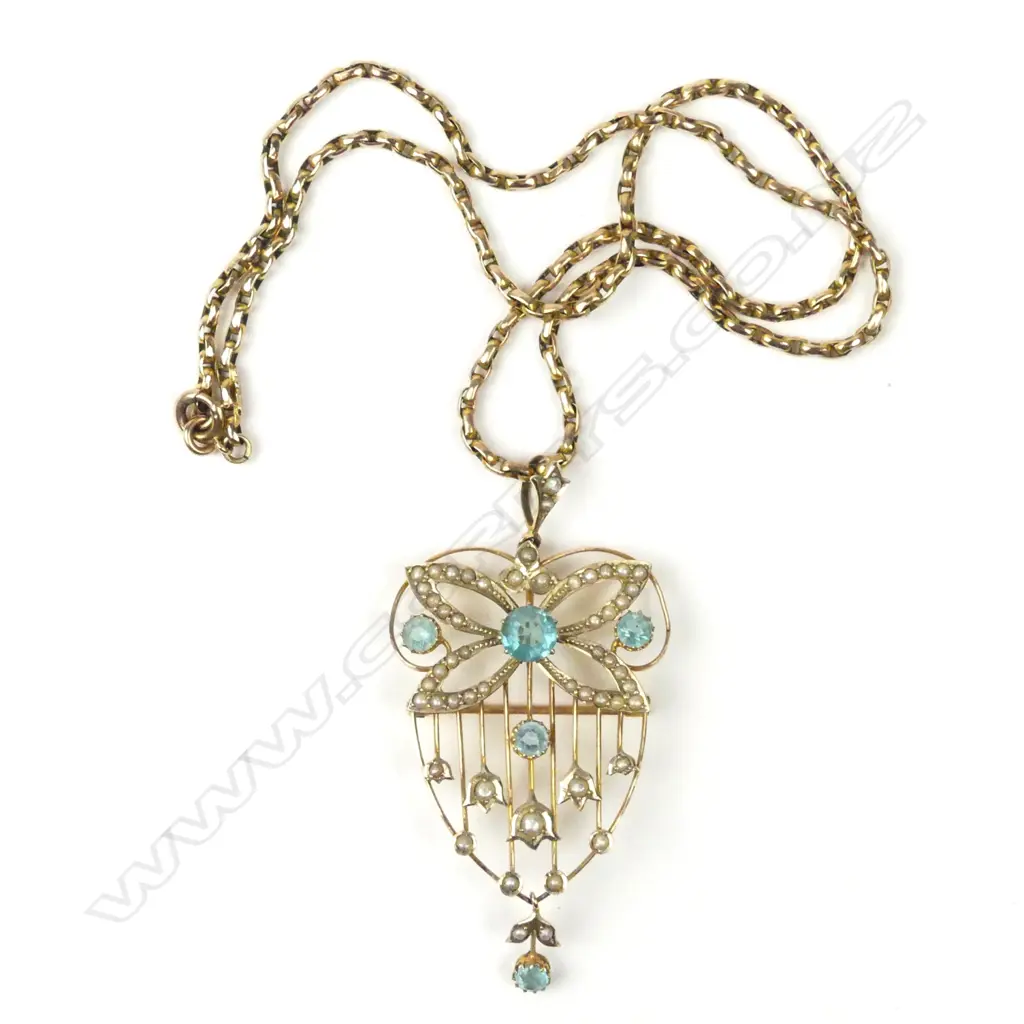 An Edwardian 9ct gold pendant/brooch Image 1++