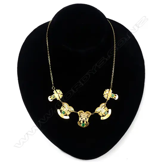 An 18ct gold and emerald necklace
