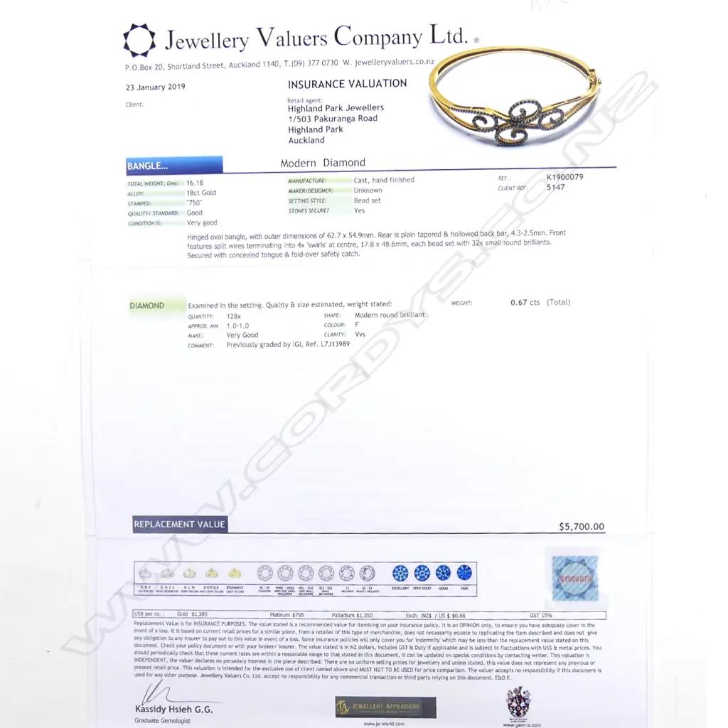 An 18ct gold and diamond hinged bangle Image 1++