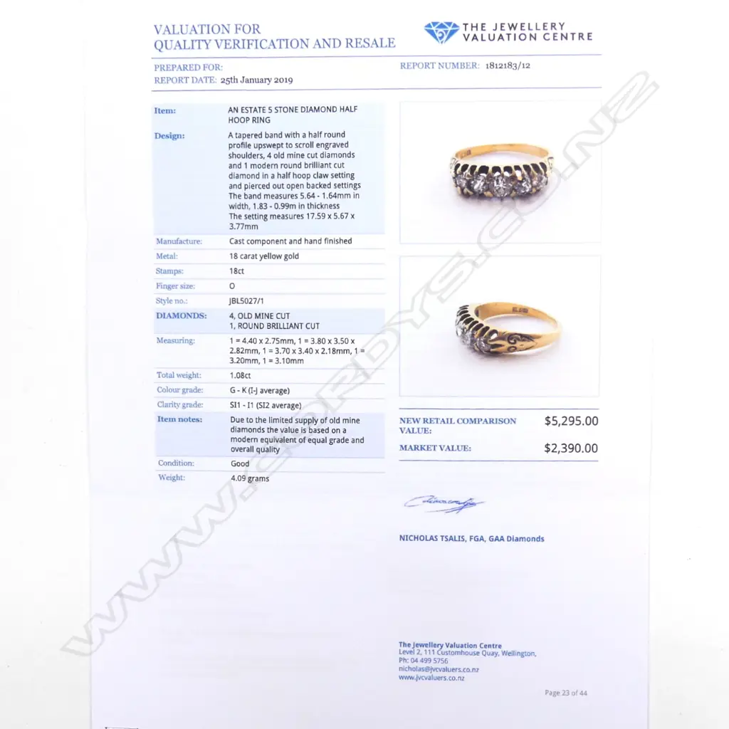 An 18ct gold and five stone diamond ring Image 1++