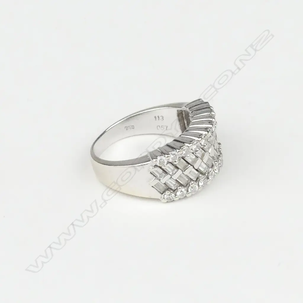 An 18ct white gold and diamond dress ring Image 1++
