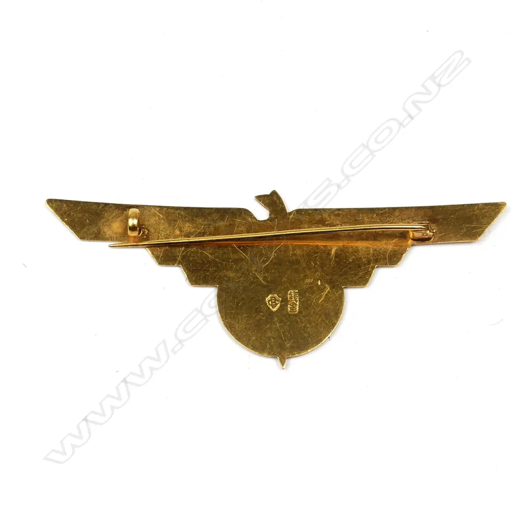 'RSFC' Royal Selangor Flying Club 24ct. yellow gold badge Image 1++