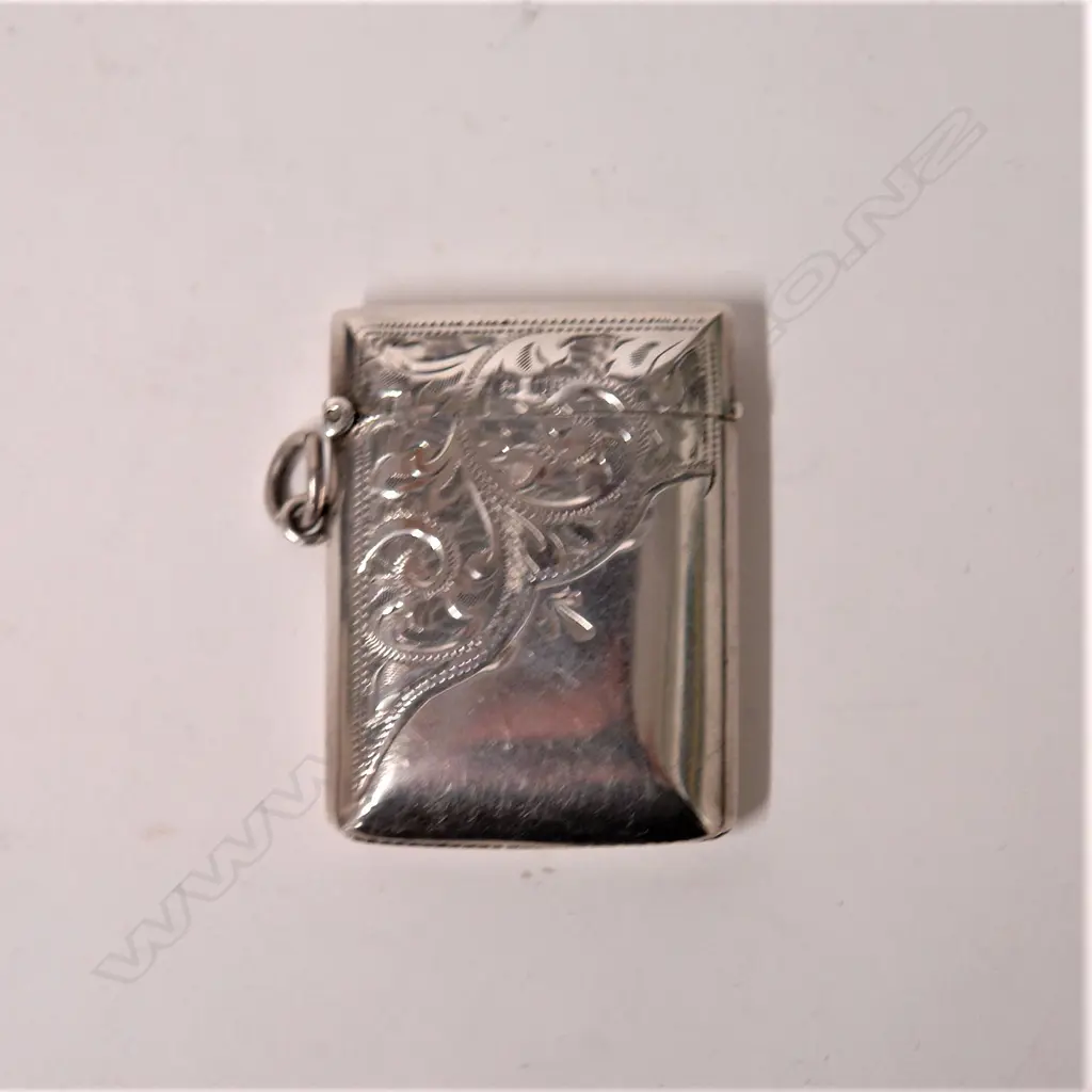 An early 20thC silver vesta Image 1++