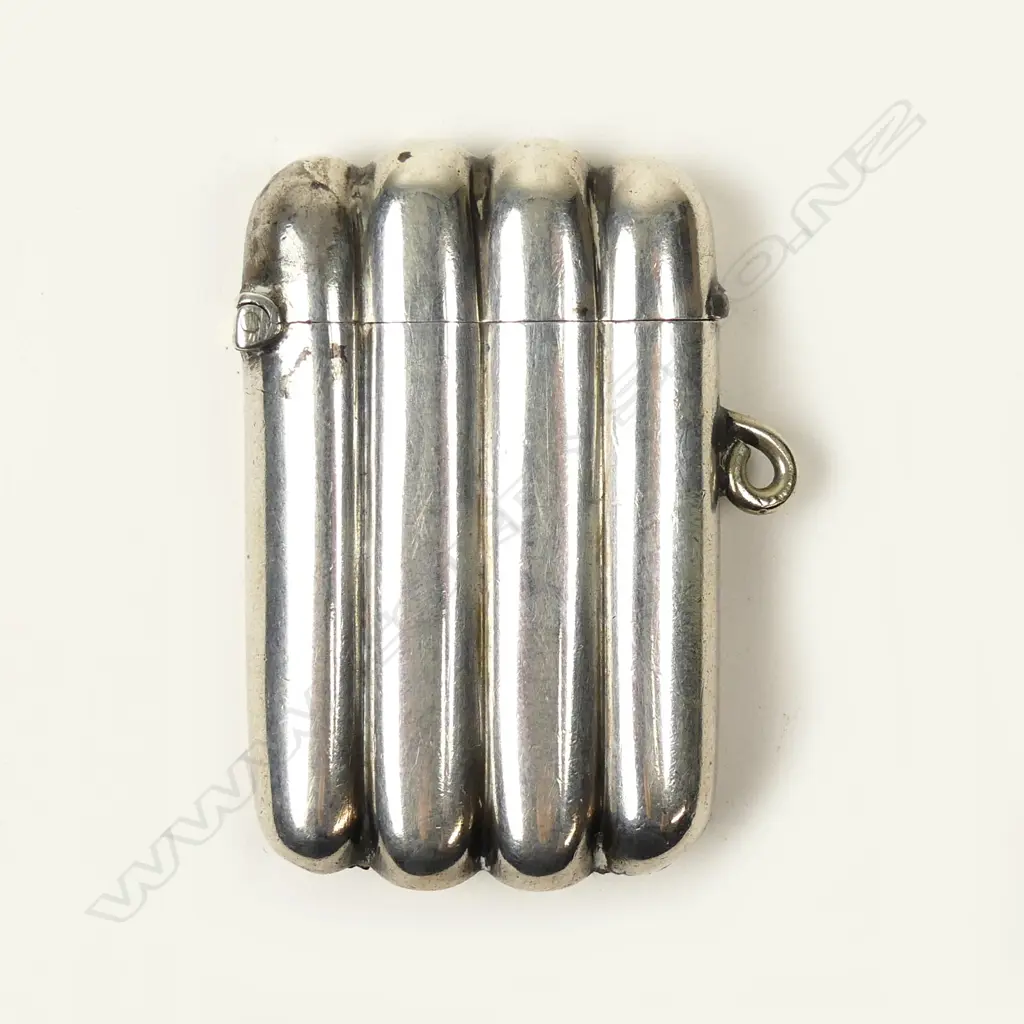 A late Victorian silver vesta box of small cigar case form Image 1++