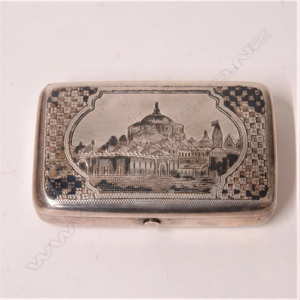 A 19thC Russian silver niello box Image 1++