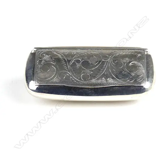 A 20thC silver lozenge form snuff box