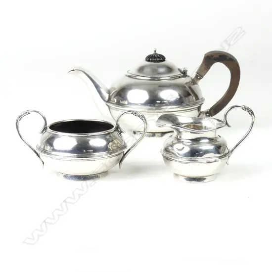An Edwardian three-piece silver tea set