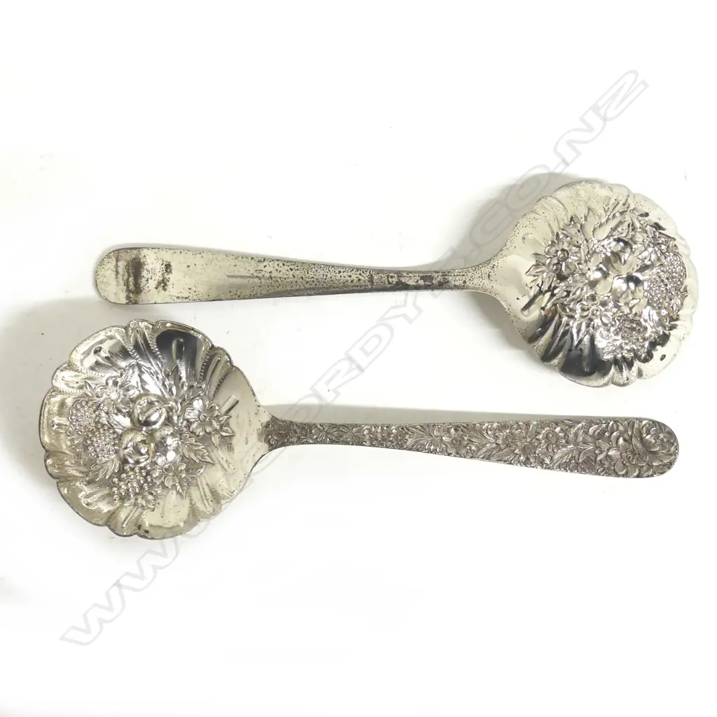 A pair of American silver large berry spoons Image 1++