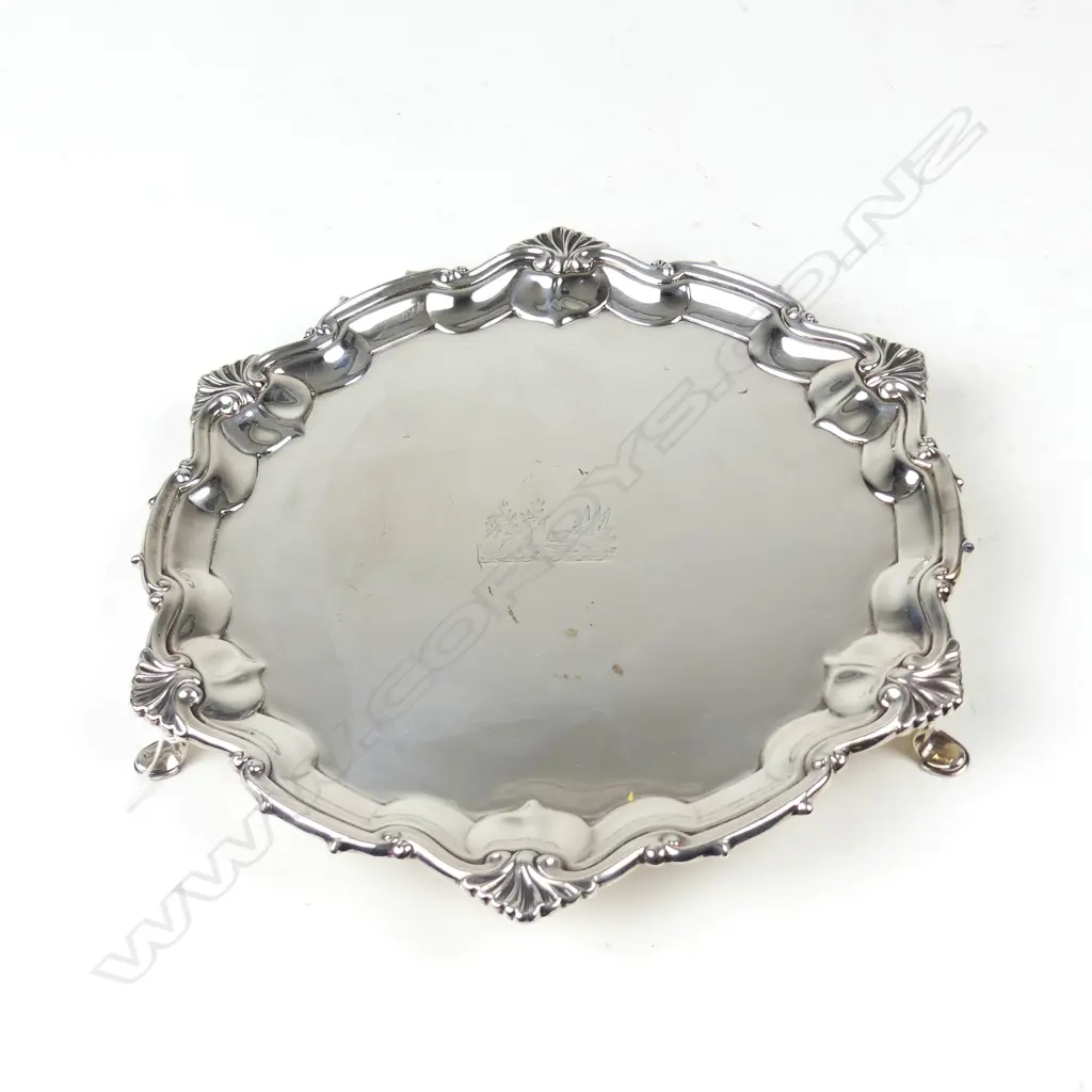 A 1930s silver George III style salver Image 1++