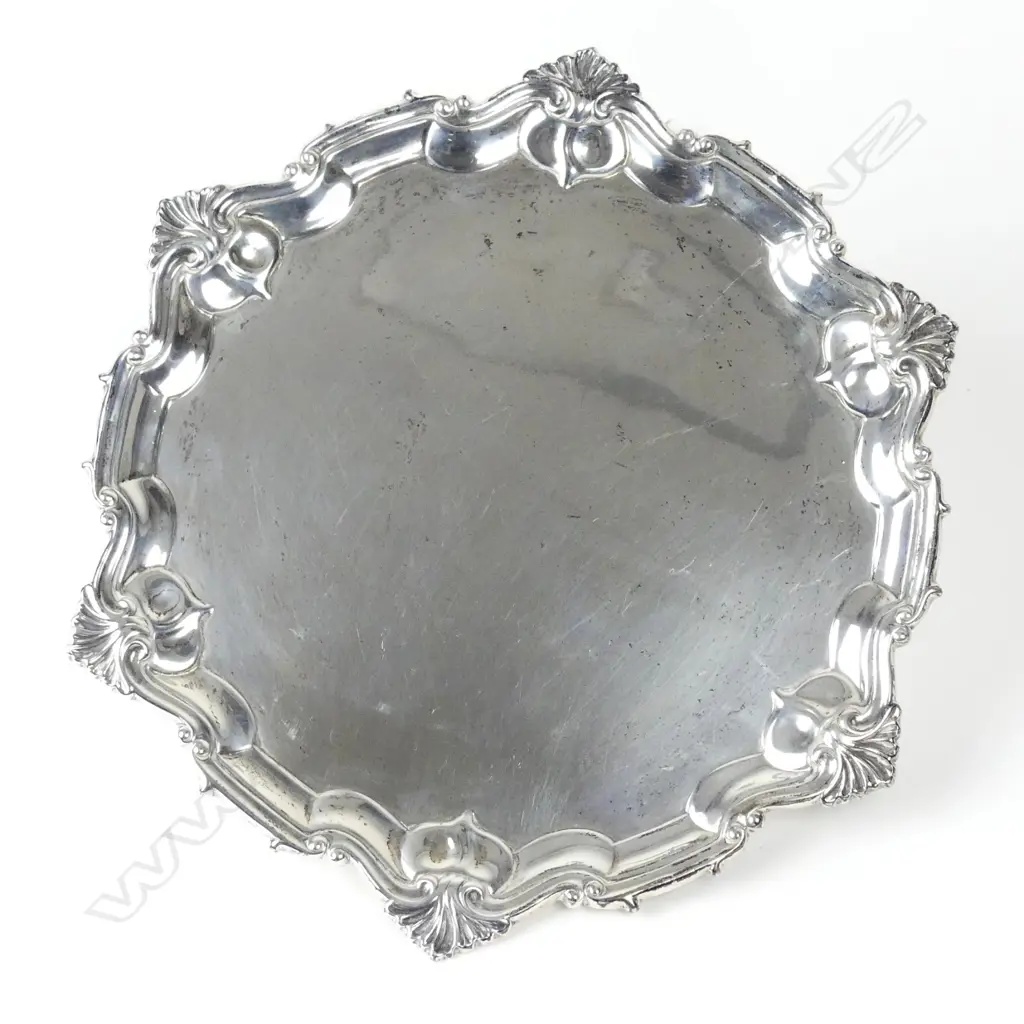 An Edwardian silver salver Image 1++