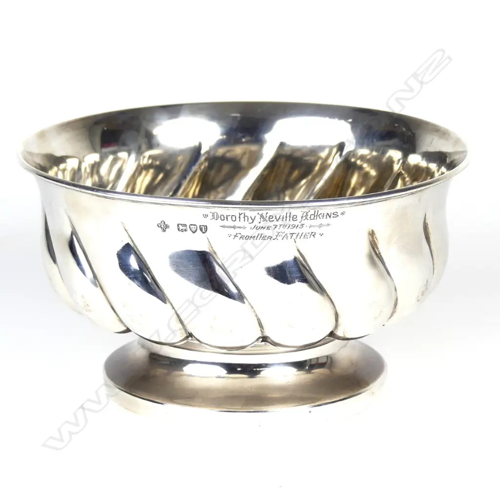 A heavy Victorian silver rose bowl Image 1++