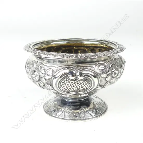 A George IV silver posy bowl