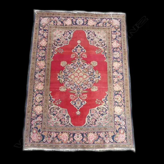 An American Saruq hand knotted rug